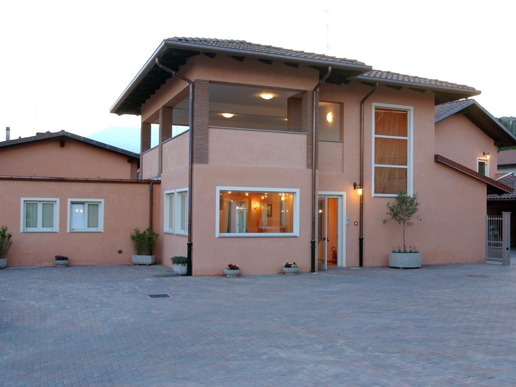 Hotel Agata Biella Exterior photo