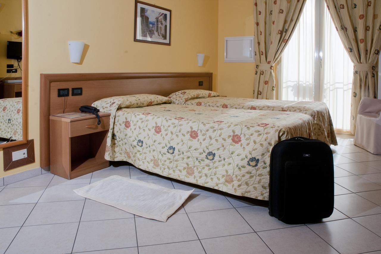 Hotel Agata Biella Exterior photo